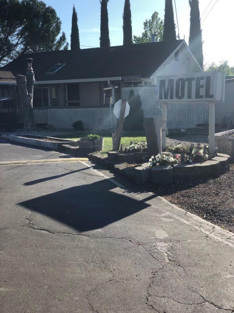 Kelseyville Motel ภายนอก รูปภาพ