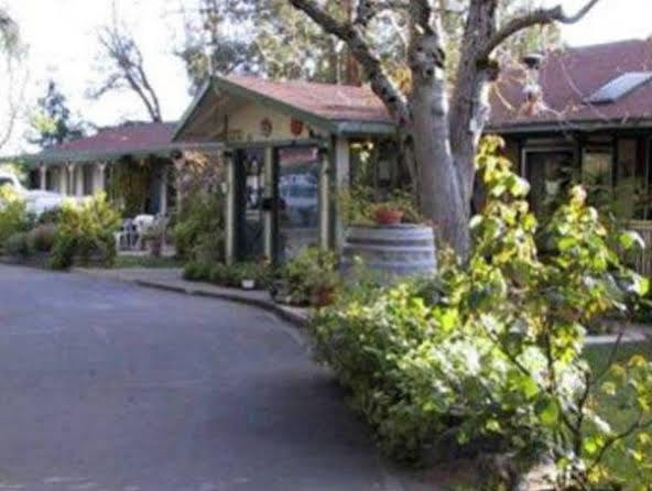 Kelseyville Motel ภายนอก รูปภาพ